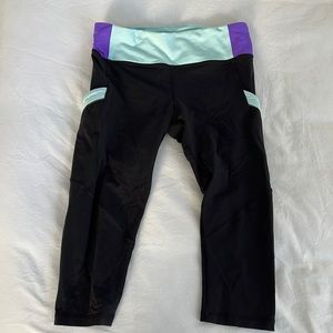 Lululemon running tight size 6